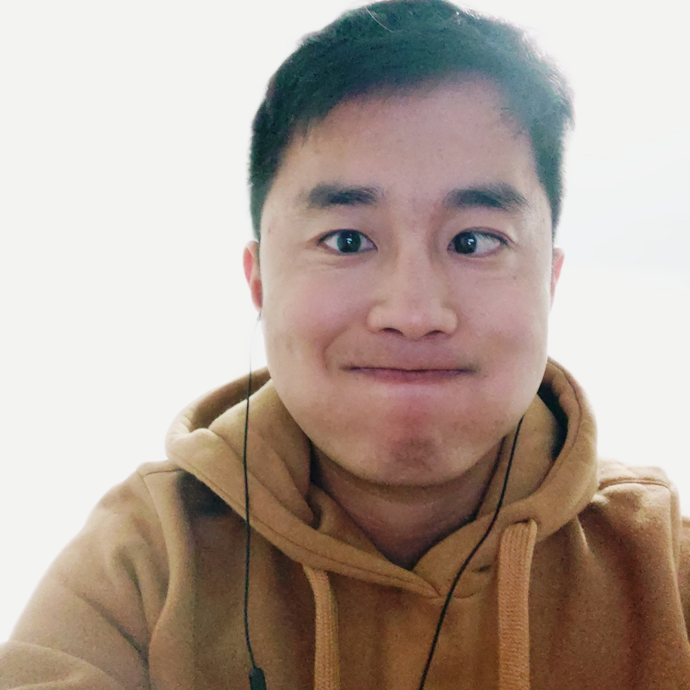 Leon笑进的照片