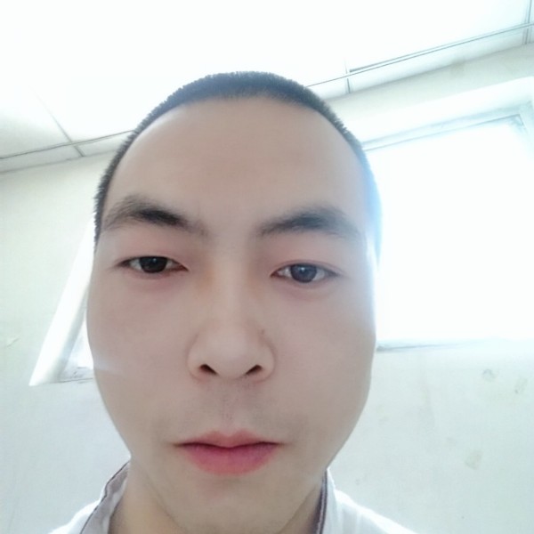 沉默爱恋荔枝的照片