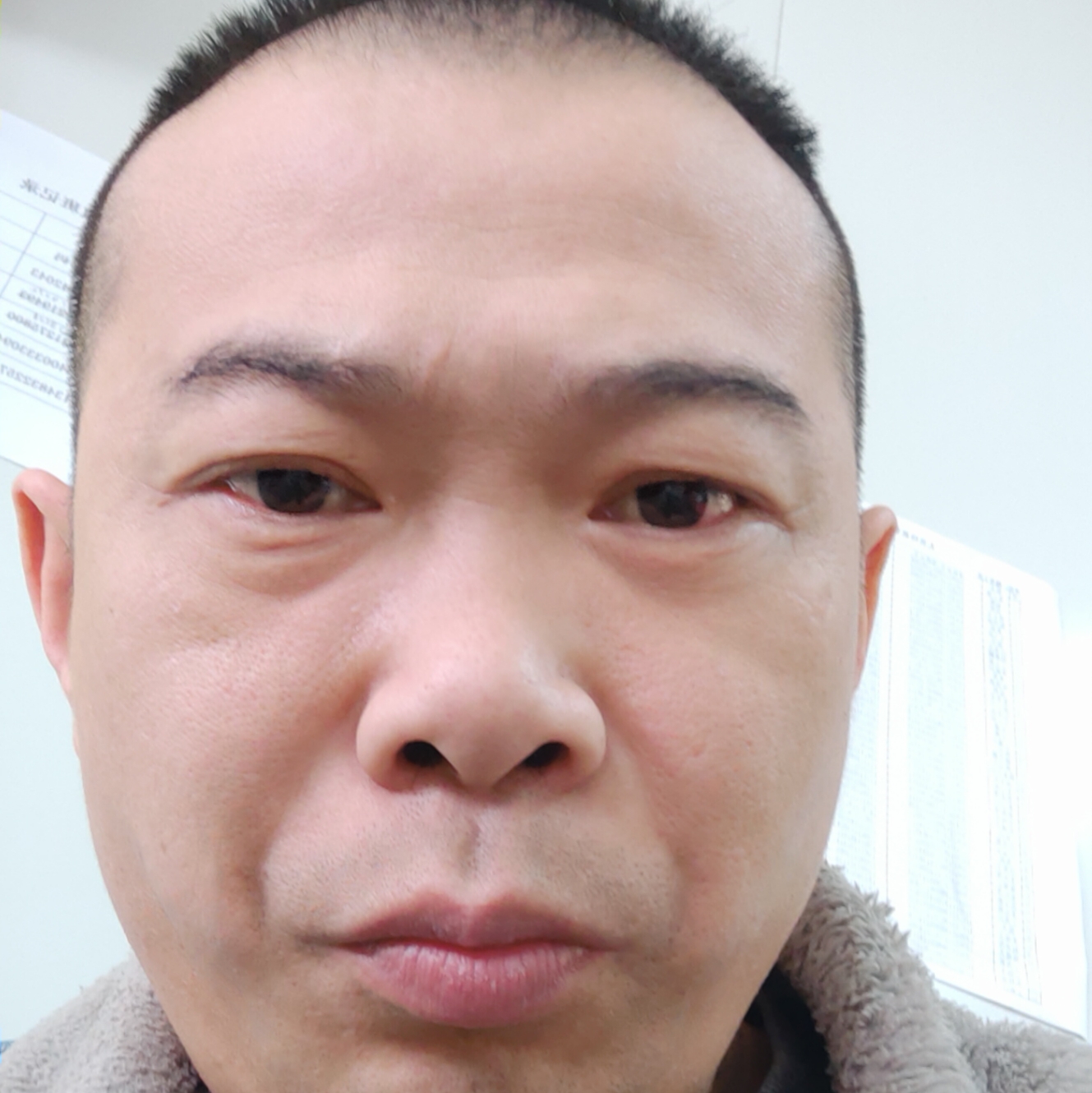 爱笑那羽裳的照片