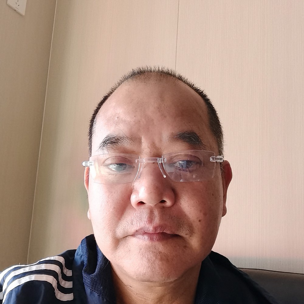 贤惠漫步尊云的照片