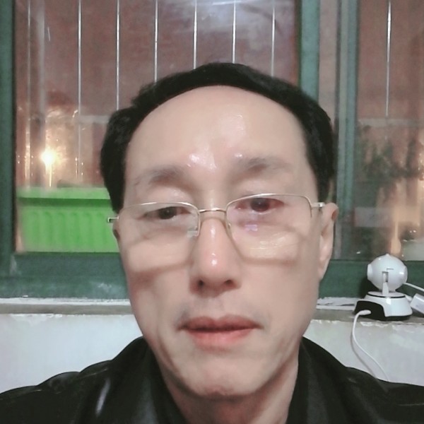 激昂倾心黄豆的照片