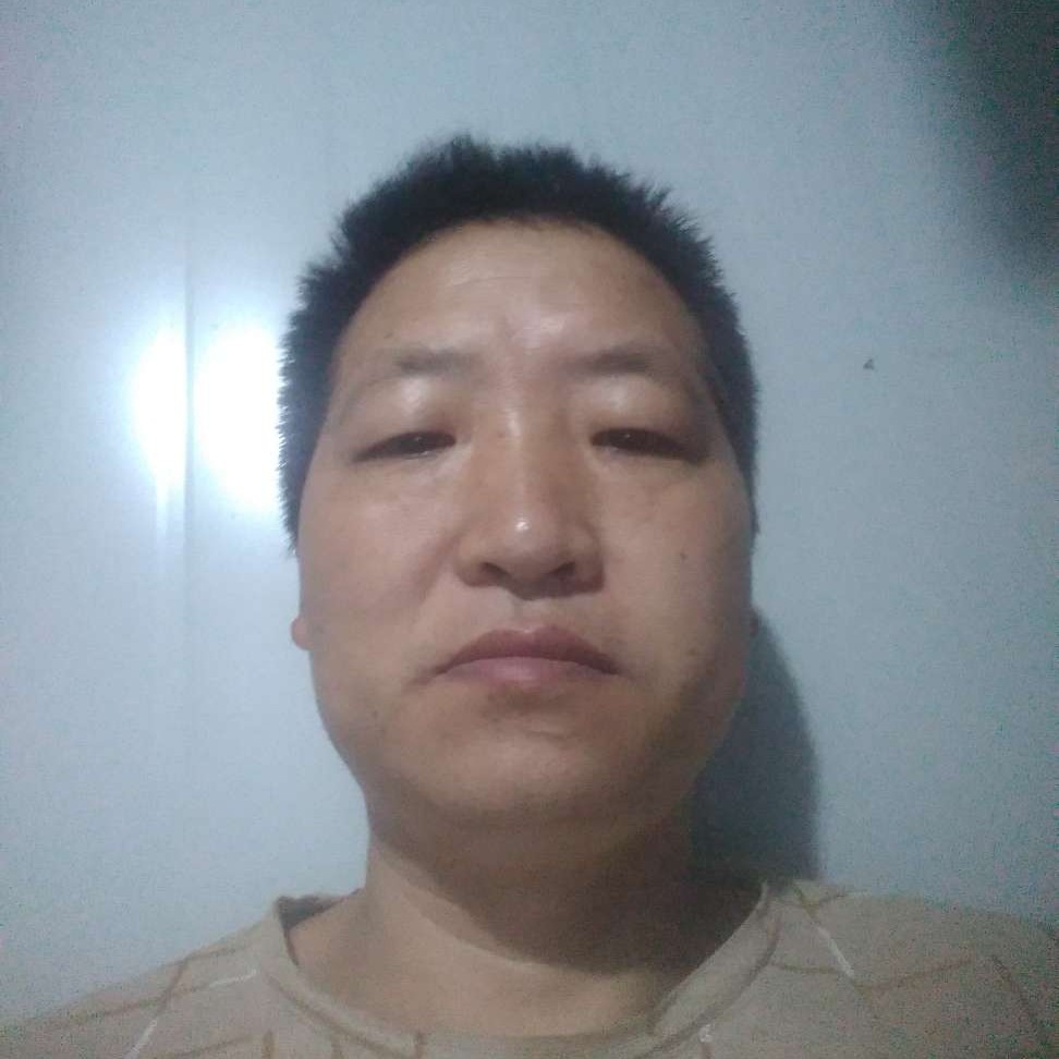 白开水吃醋潇洒的照片