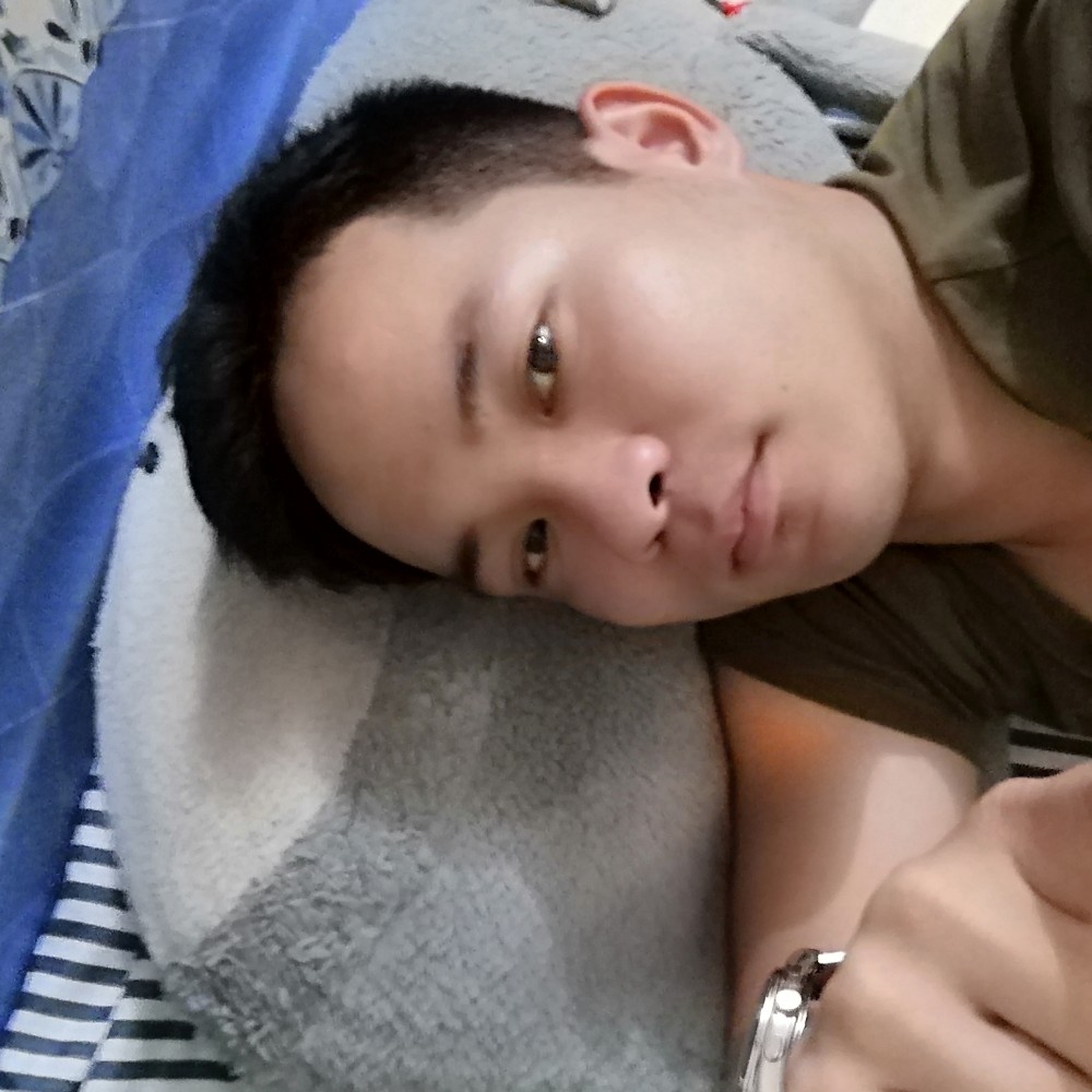 懦弱服饰的照片
