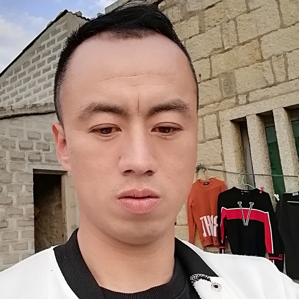 孤单的的人的照片