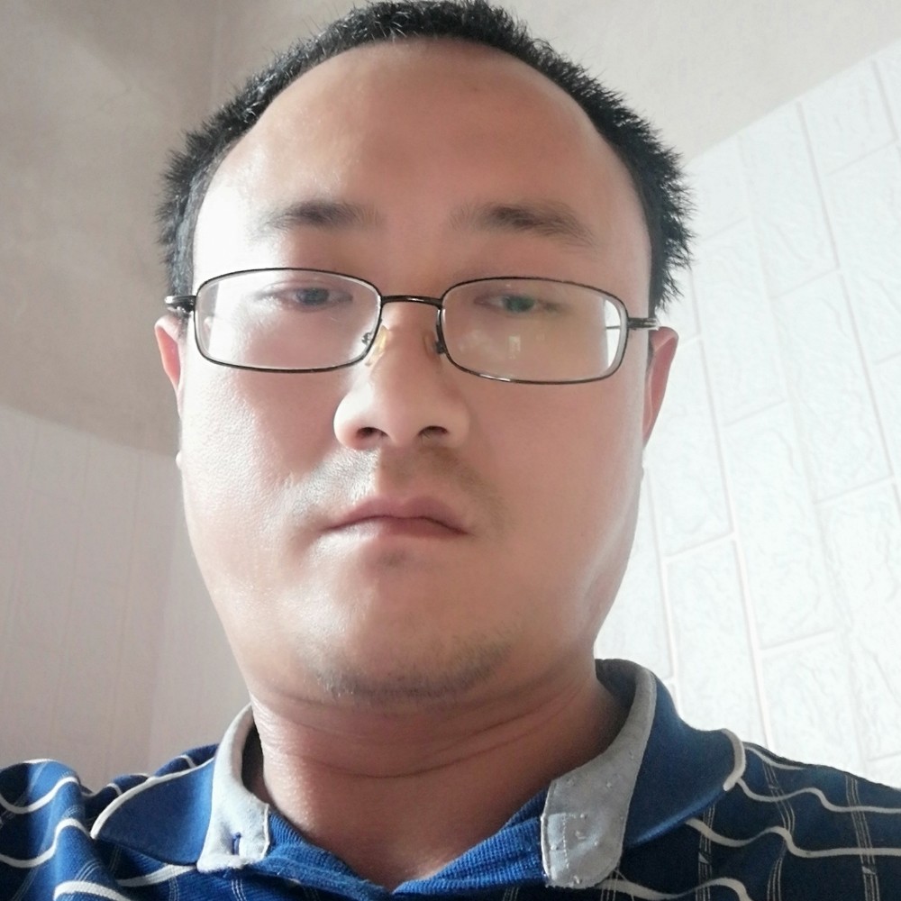 胡权的照片