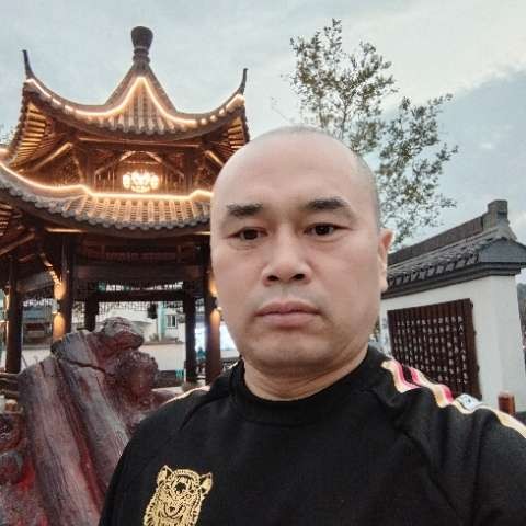 香烟等待老迟到的照片
