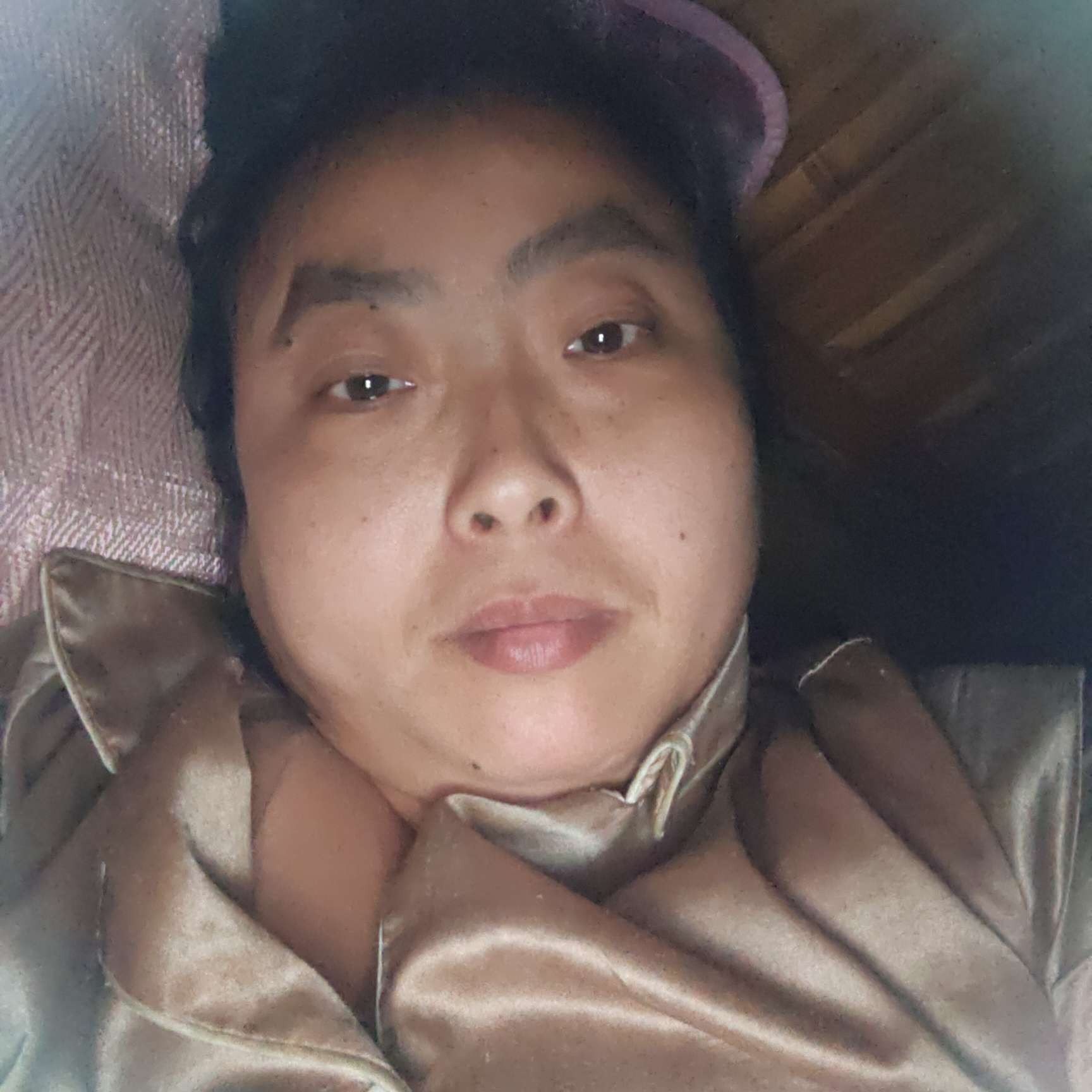 微笑等待舞蹈的照片