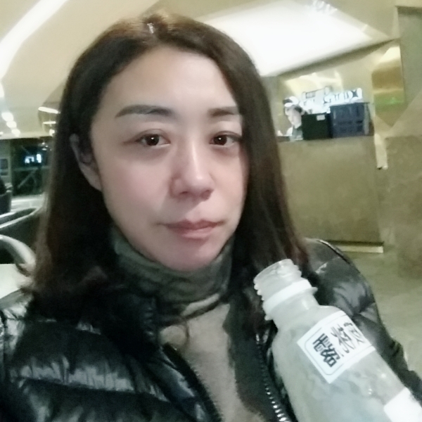 眼睛大笑缱绻的照片