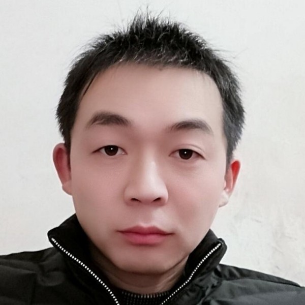 镜子那体贴的照片