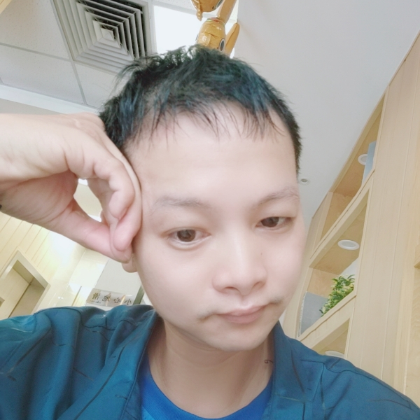 深爱之心藏心里的照片