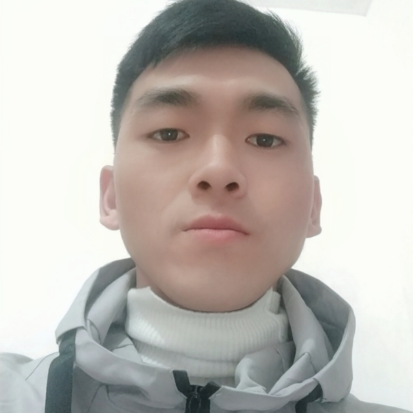羽毛阿峰的照片