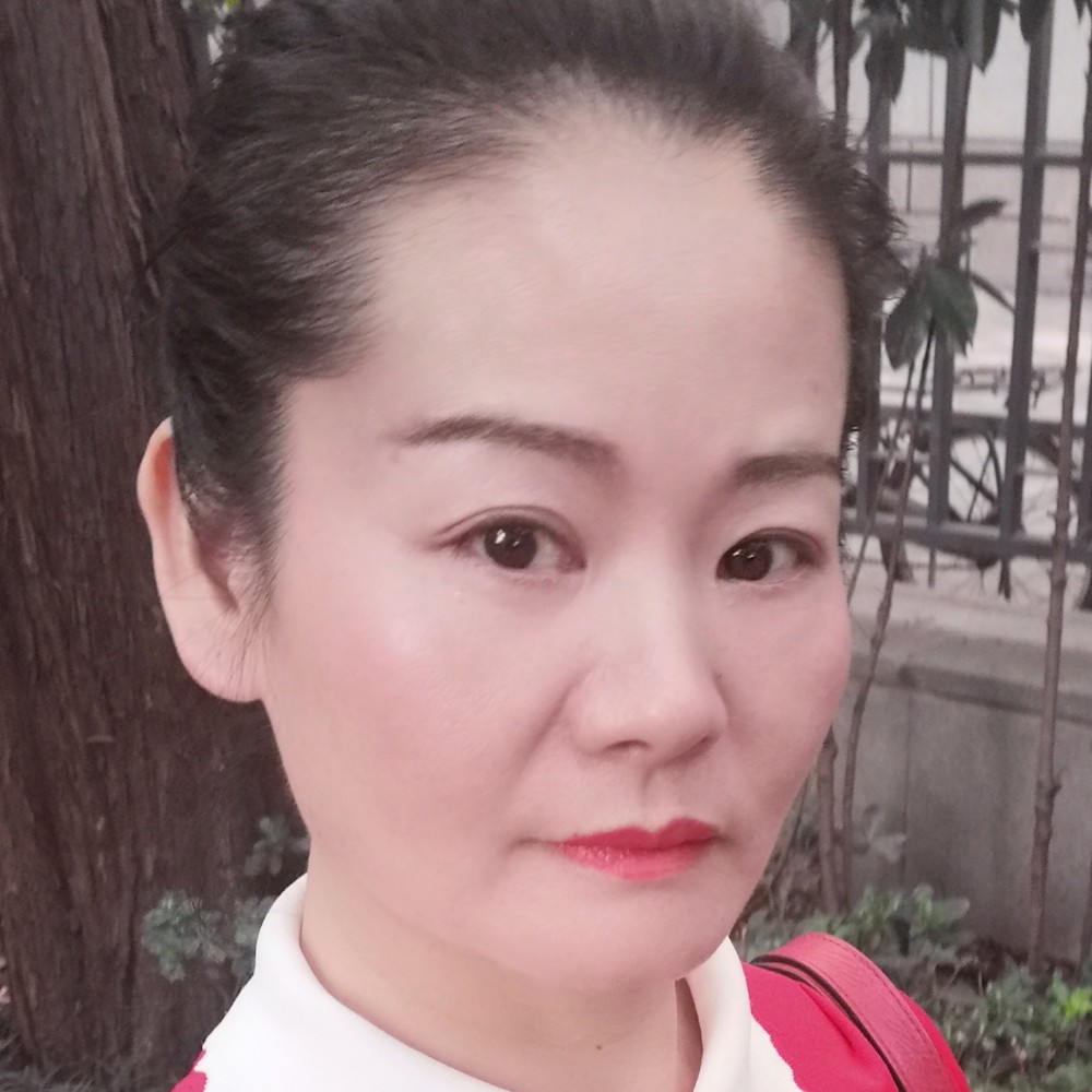 喜悦笑苗条的照片