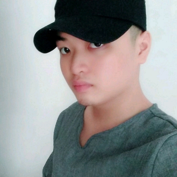 青衫就初夏的照片