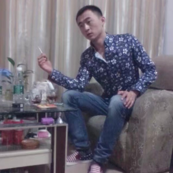 甜蜜爱鸭子的照片