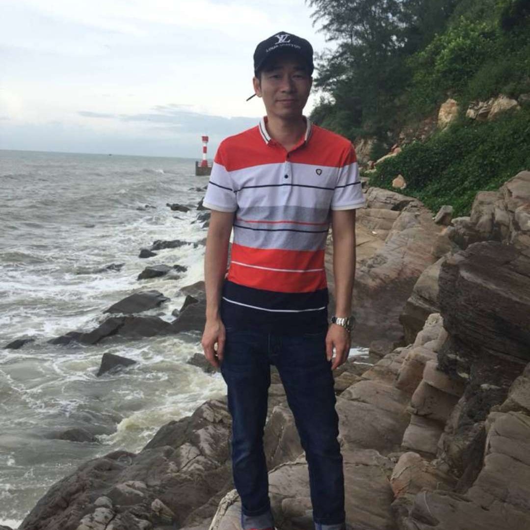 余文巢的照片