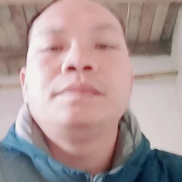 骆亚威的照片