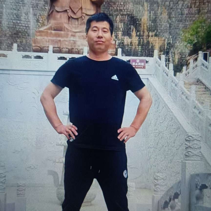 零碎深拥摩托的照片