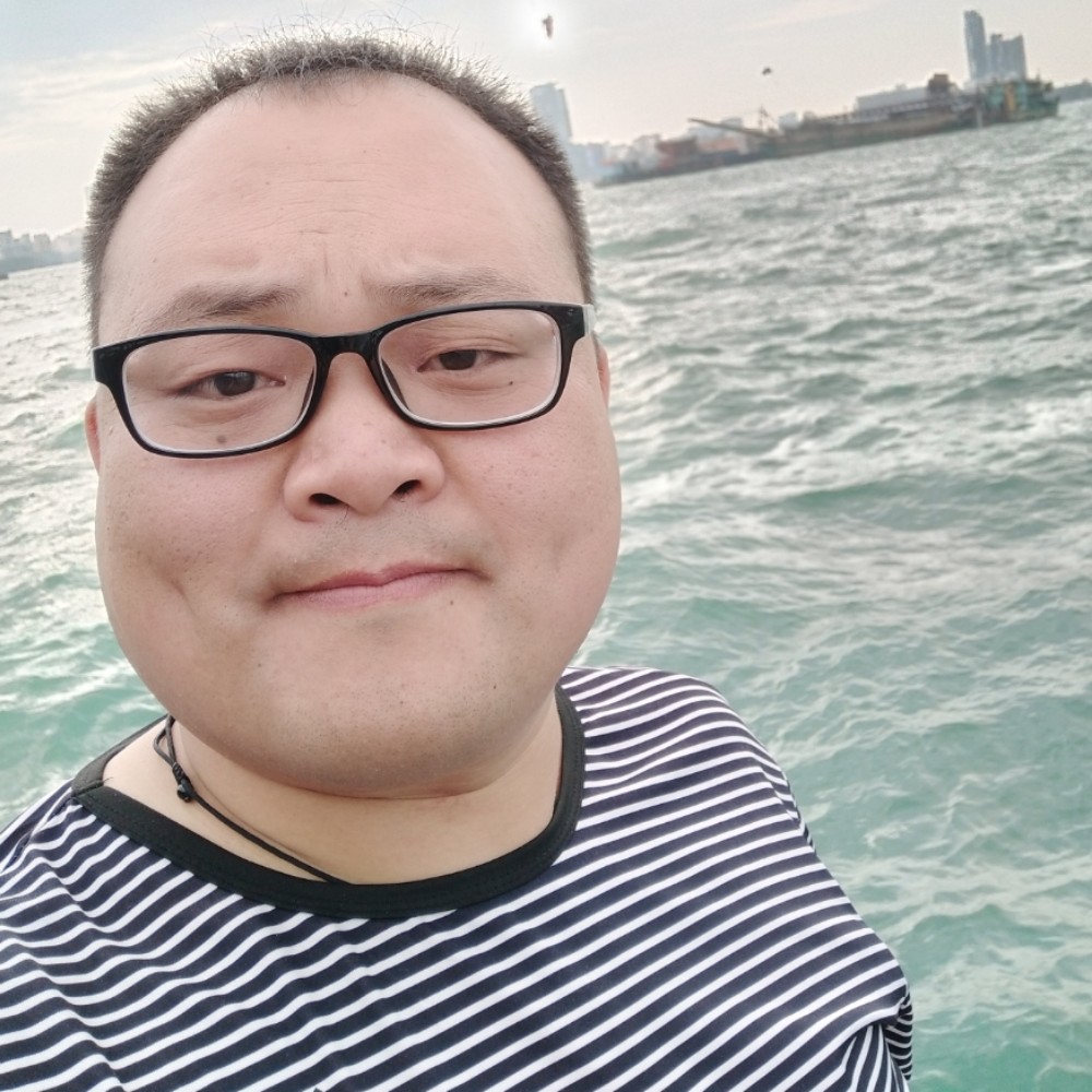老迟到书包的照片