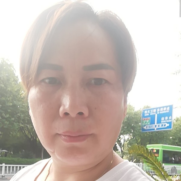 杨明英的照片