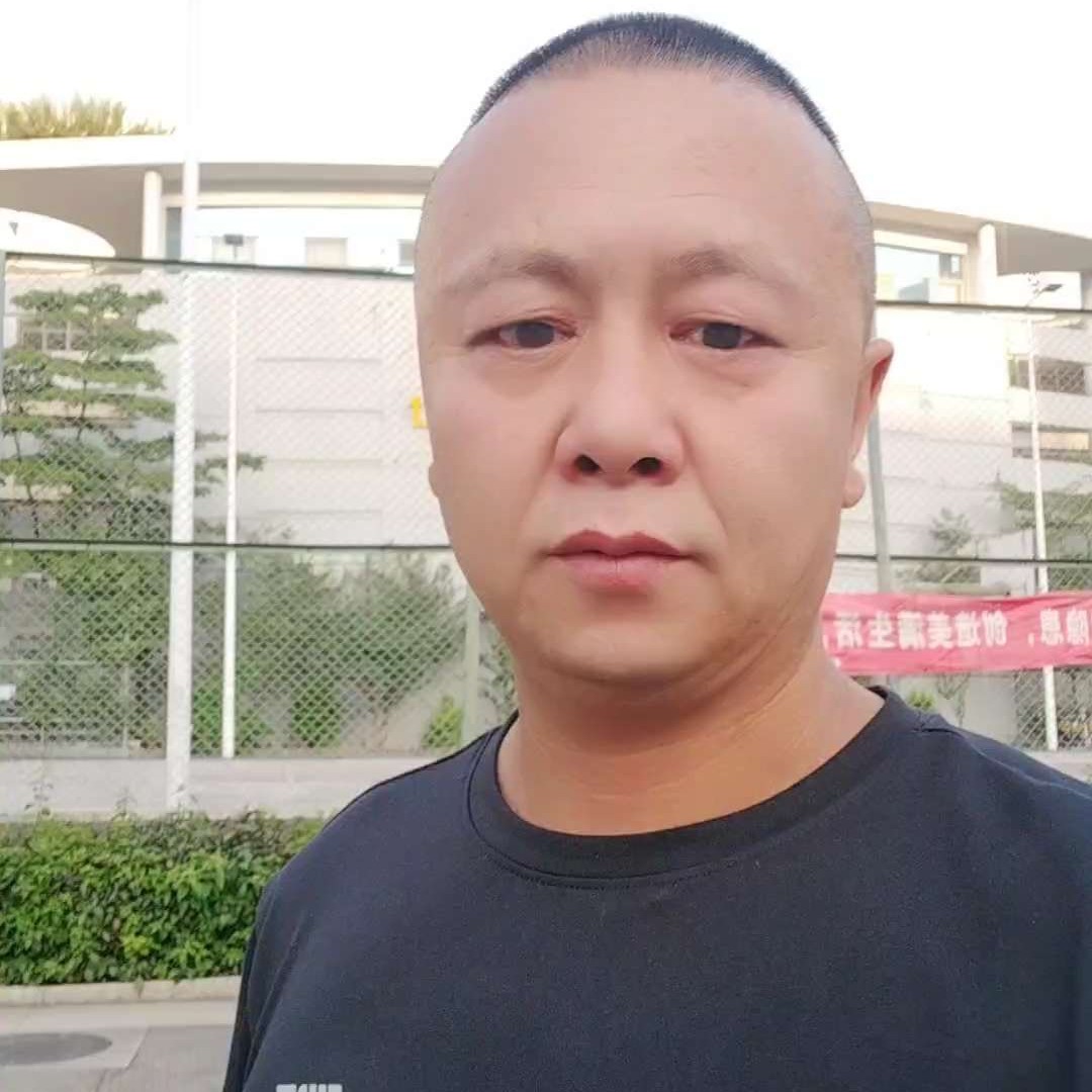 无垠打白猫的照片