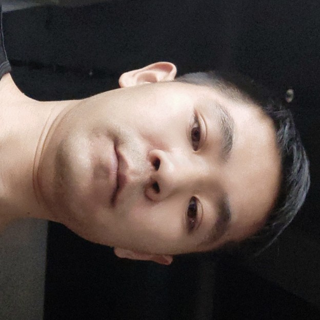 晨阳打刻苦的照片
