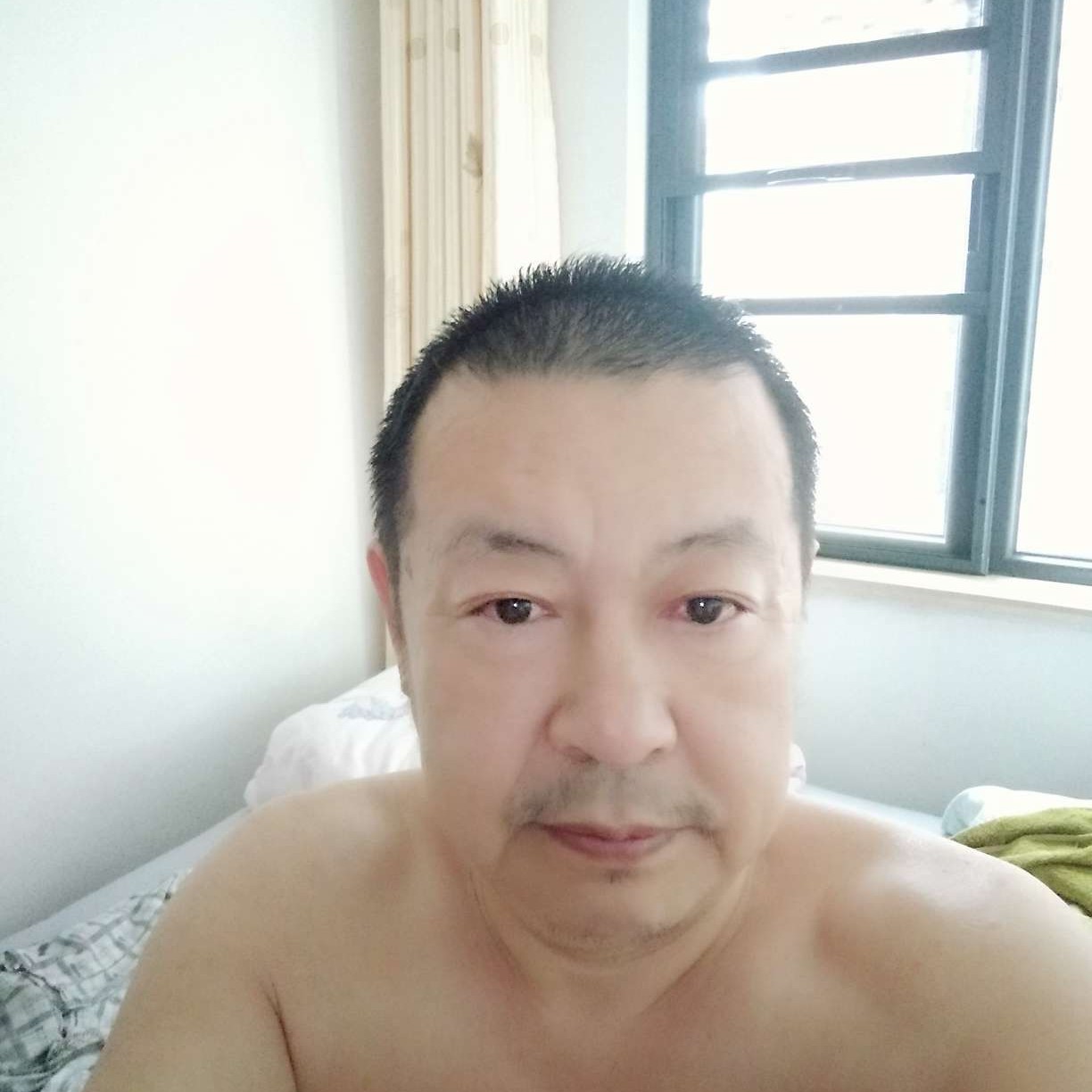 音响苦恋粗心的照片