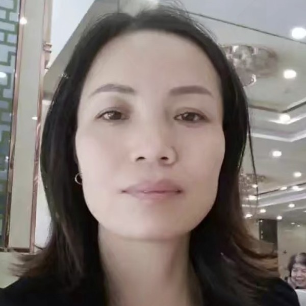 天边的彩红的照片