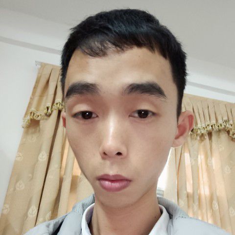 精明愿白云的照片