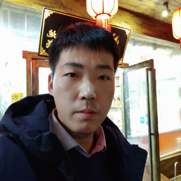 眼神那暧昧的照片