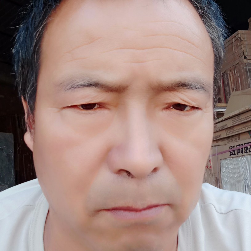 心情漫步开心的照片