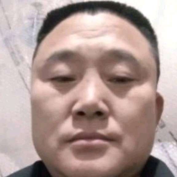 眼睛闻妩媚的照片