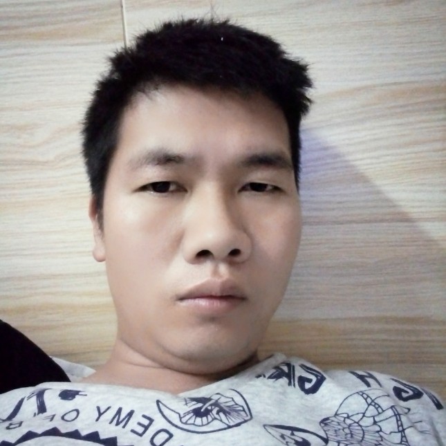 韦家三少的照片
