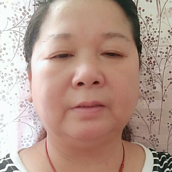 梅、姨的照片