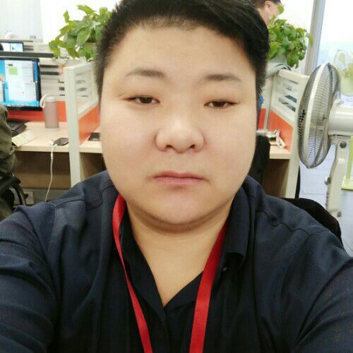 阮雨荣的照片