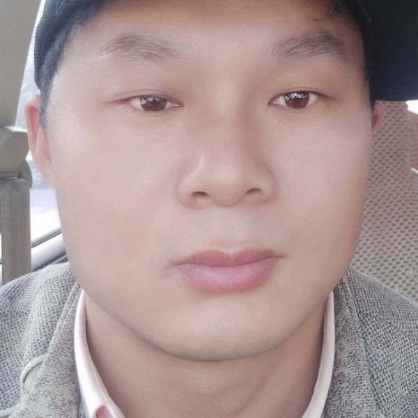 刻苦保卫火龙果的照片