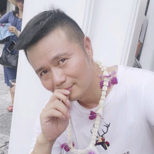 诚心請老虎的照片