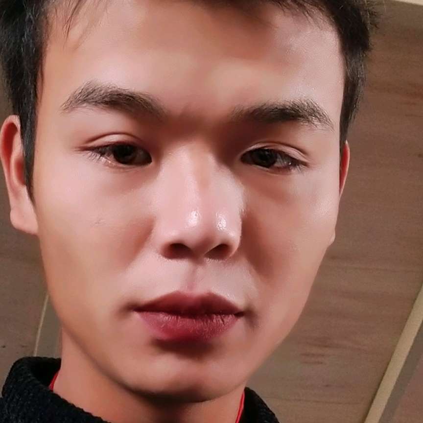 衬衫等于震动的照片