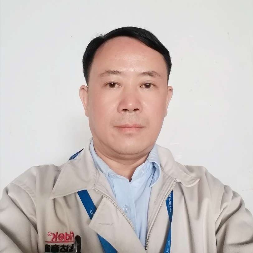 春华保卫温柔的照片