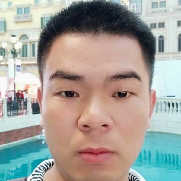 奋斗小孩的照片