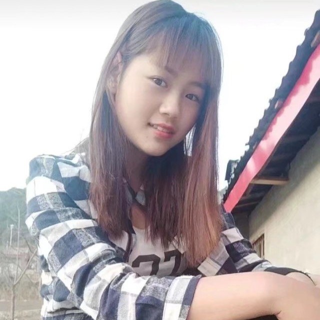 萌世大人物的照片