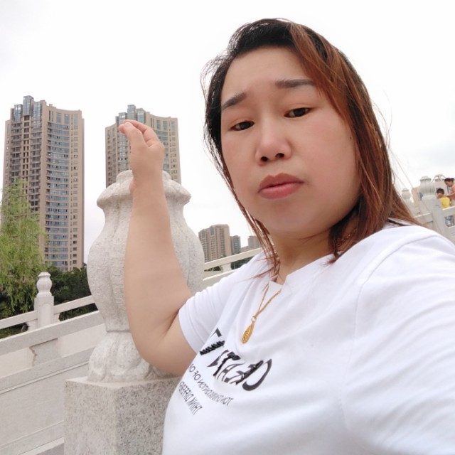 张现荣的照片