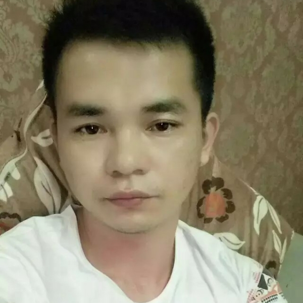 大￥叔的照片