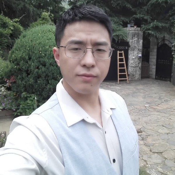 纸老虎。的照片
