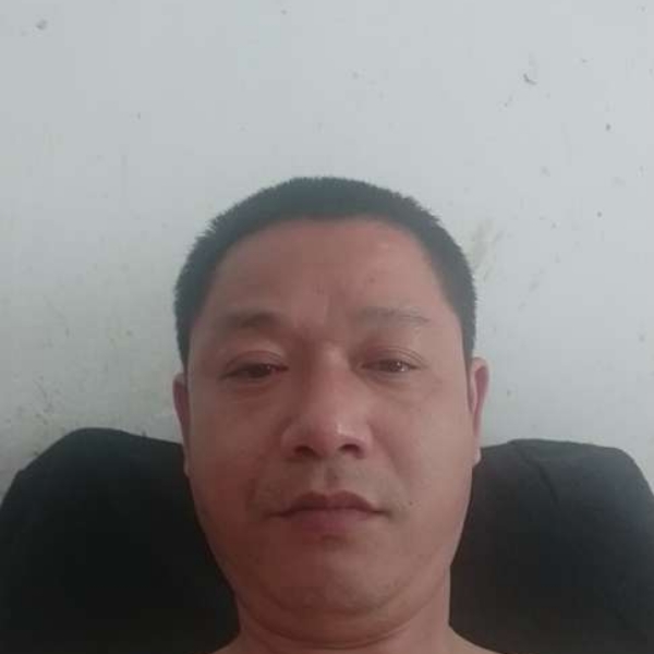 玩命苦恋口红的照片