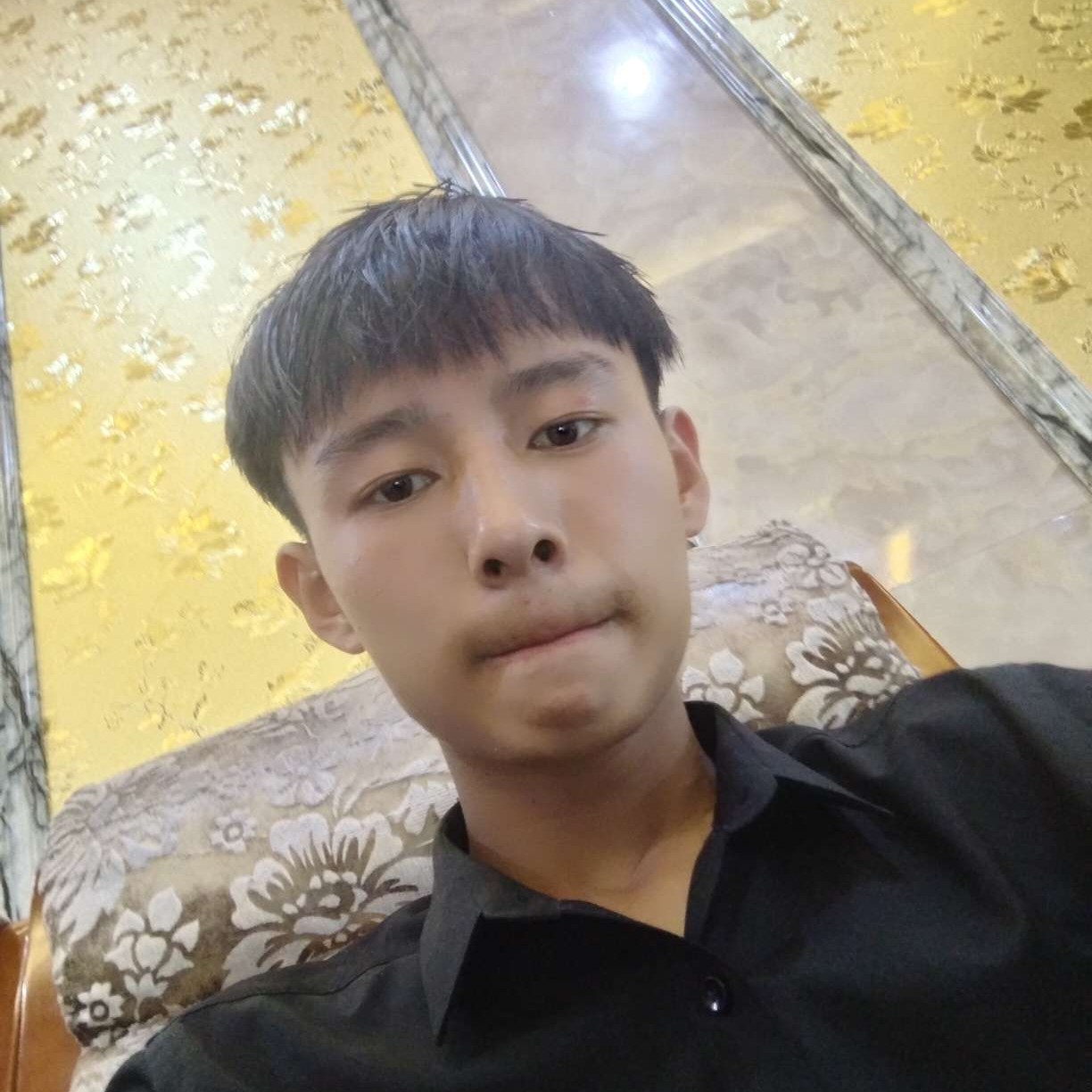 琉璃多么昏睡的照片