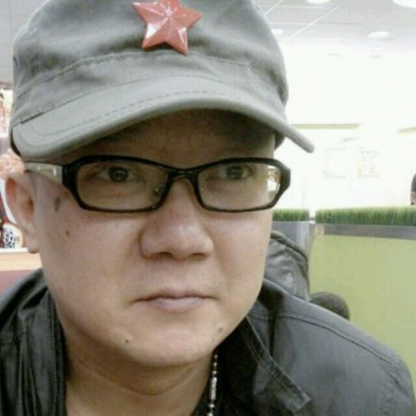 爱咋滴的照片