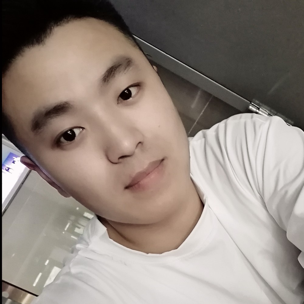 执着踢棒棒糖的照片