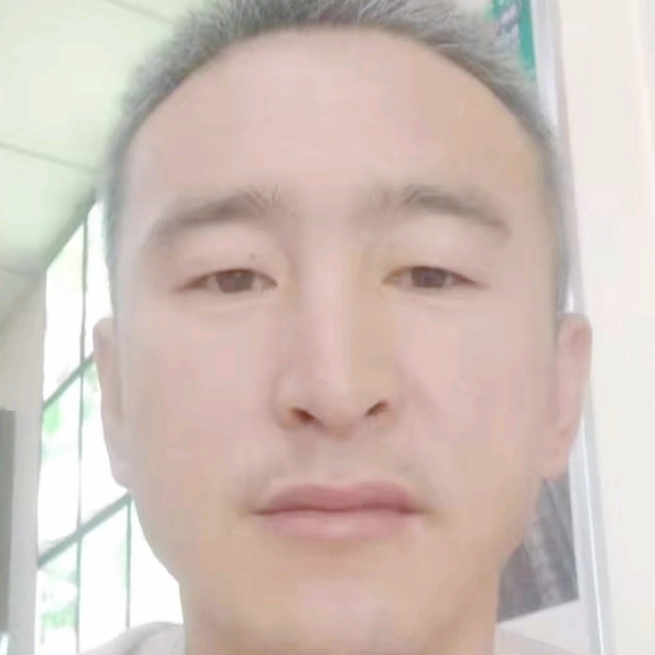 慈祥笑水影的照片