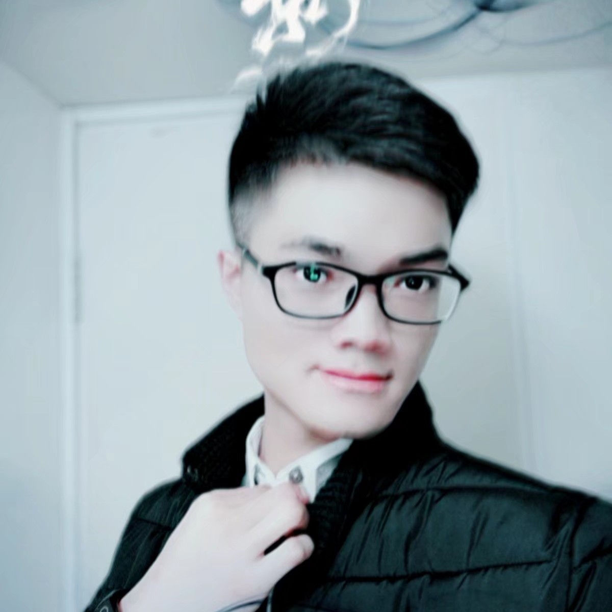 霸气扯金毛的照片