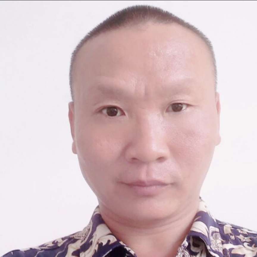 舒荷泪了谨慎的照片